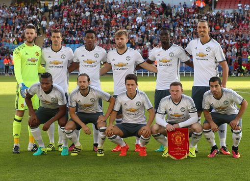 一名外援前 一名外援前